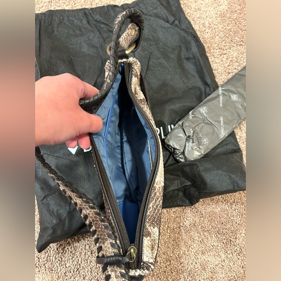 Donald J Pliner Bag - Picture 4 of 7